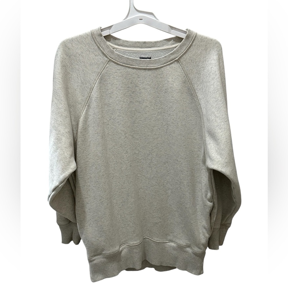 AERIE Oversized fleece lined Crewneck sweatshirt w/pockets size XS cream color